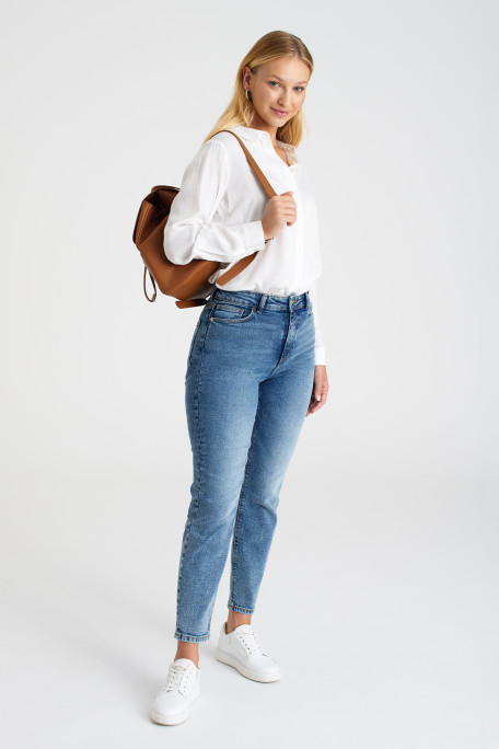 Elegancka bluzka koszulowa, biała