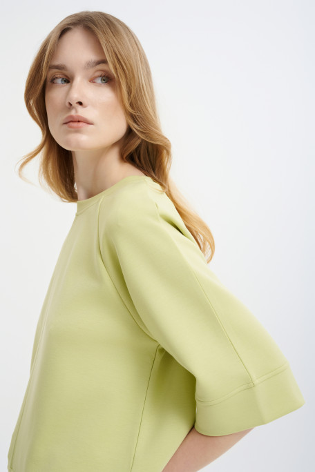 Jasnozielona gładka bluza z rękawem 3/4