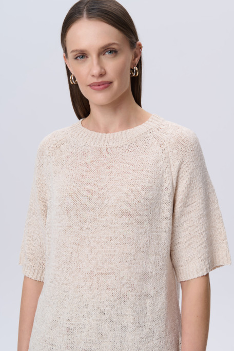 Kremowy luźny sweter z rękawem do łokcia