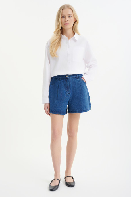 Luźne szorty w kolorze ciemnego denimu 