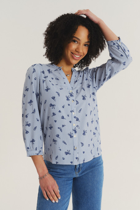 Wiskozowa bluzka w drobne paski błękitno-biała