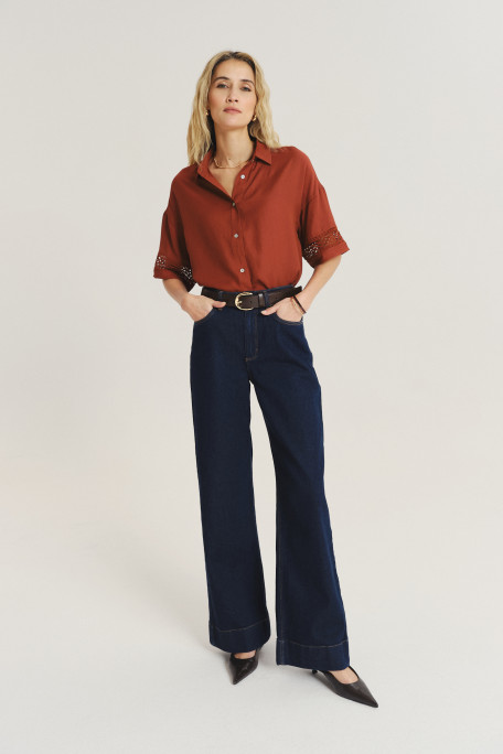 Luźna bluzka koszulowa z ażurowymi wstawkami