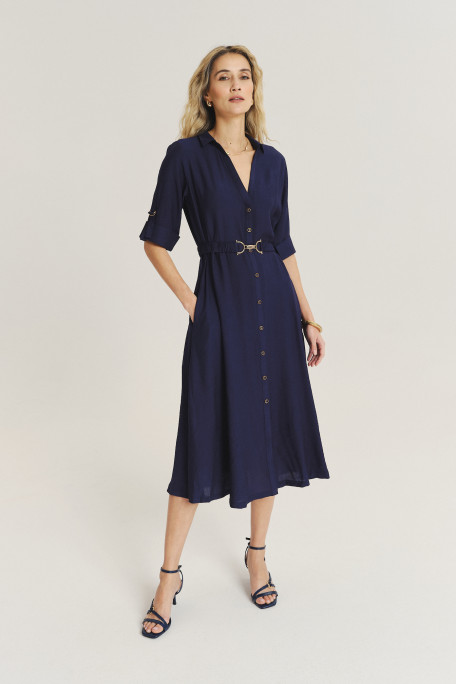 Granatowa szmizjerka z efektownym paskiem