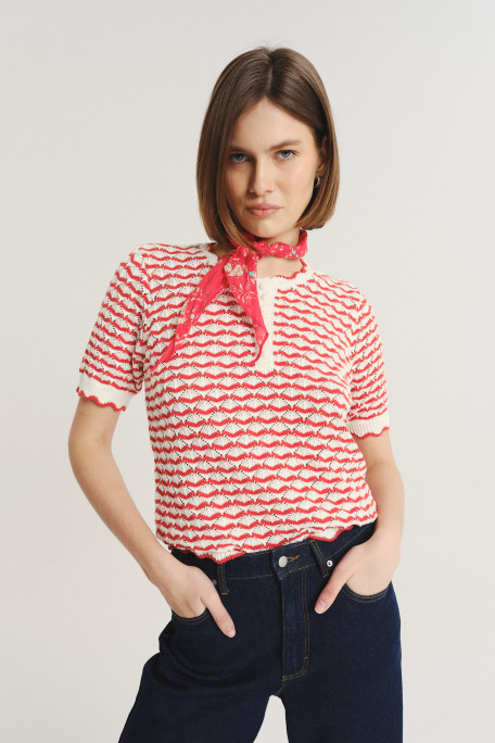 Sweterkowy top z krótkim rękawem czerwono-biały