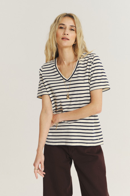 Luźny top w kontrastowe paski