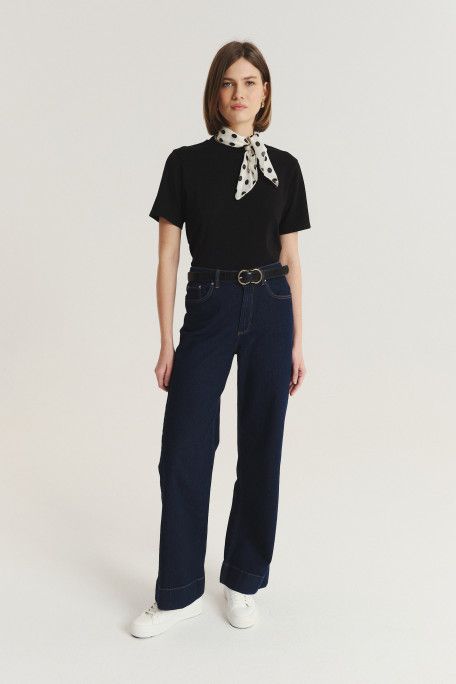 Czarny bawełniany t-shirt