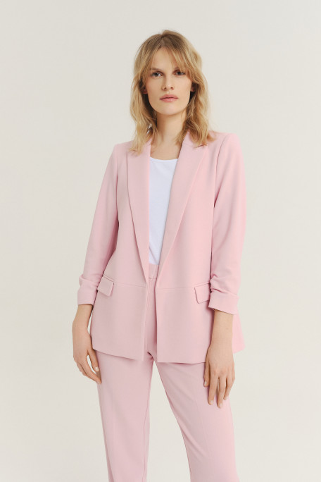 Klasyczna jasnoróżowa marynarka