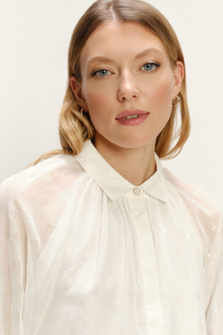 Lekka kremowa koszula z rękawem 3/4