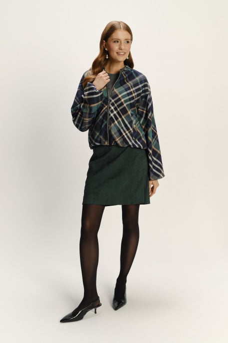 Kraciasta kurtka z domieszką wiskozy