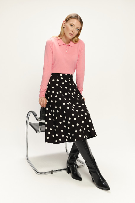 Kobieca delikatnie rozkloszowana spódnica midi nadruk w groszki