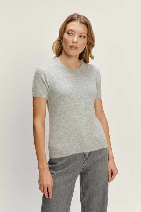 Dopasowany sweter z krótkim rękawem szary