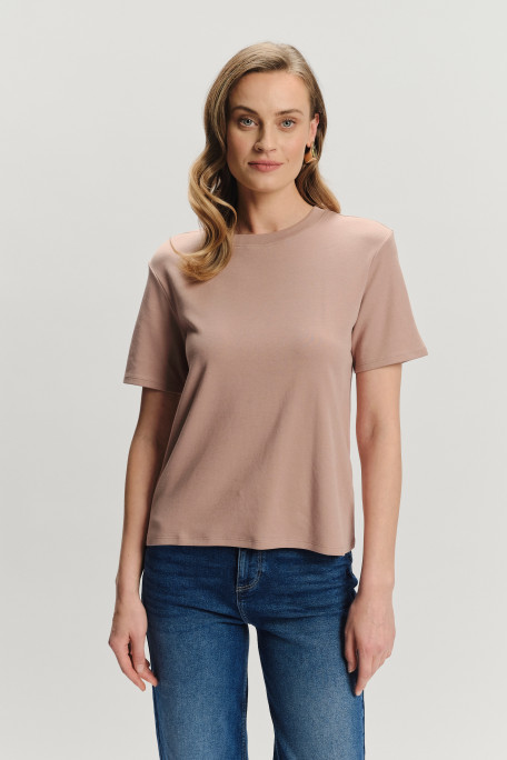 Beżowy t-shirt basic