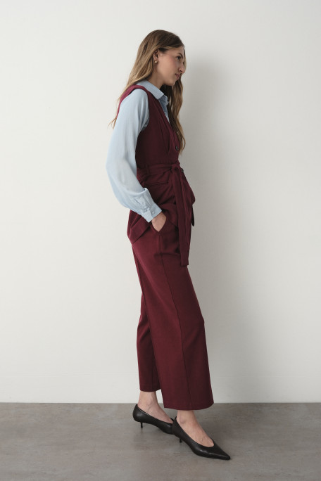 Bordowe spodnie typu wide leg