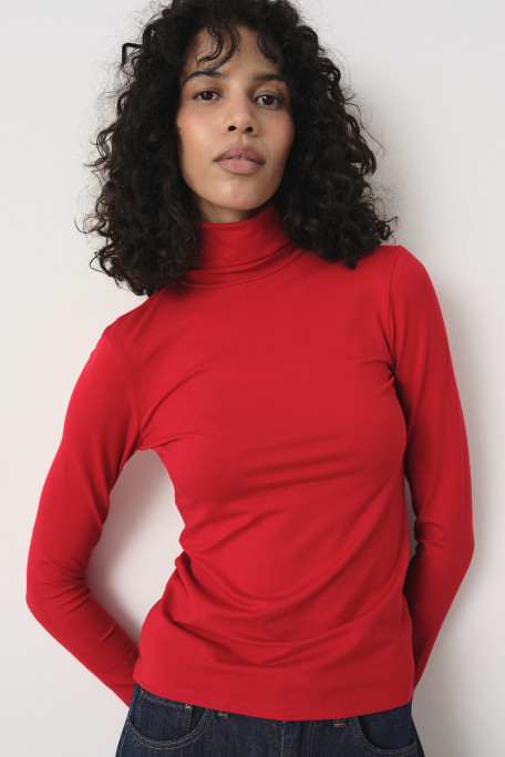 Dzianinowy longsleeve w czerwonym kolorze