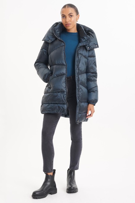 Ciemnozielona, pikowana kurtka z kapturem