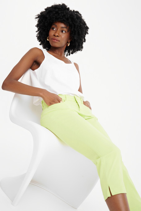 Pastelowe spodnie 3/4