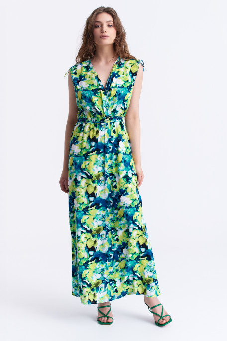 Długa, zielona sukienka z nadrukiem w kwiaty