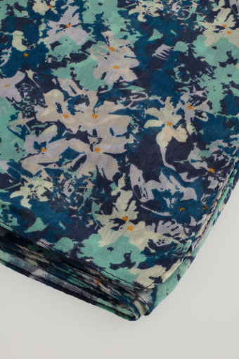 Granatowa apaszka w pastelowe kwiaty