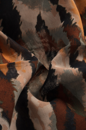 Stylowa czarno-pomarańczowa apaszka