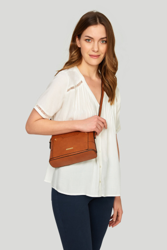 Wiskozowa, rozpinana bluzka