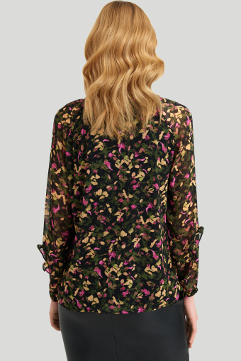 Elegancka bluzka z nadrukiem i falbankami