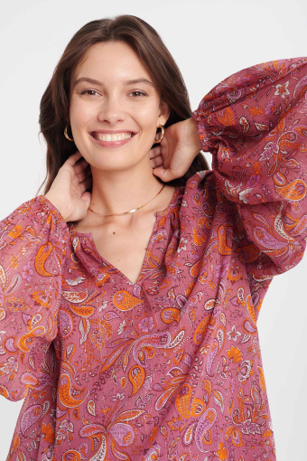 Luźna bluzka z marszczeniami