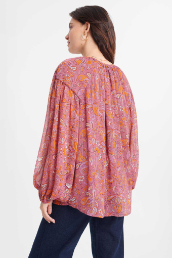 Luźna bluzka z marszczeniami