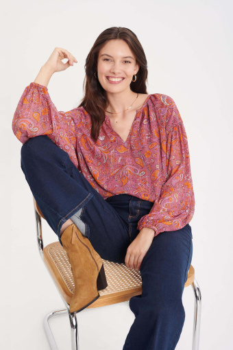 Luźna bluzka z marszczeniami