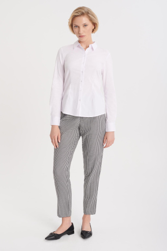 Taliowana koszula w kolorze złamanej bieli