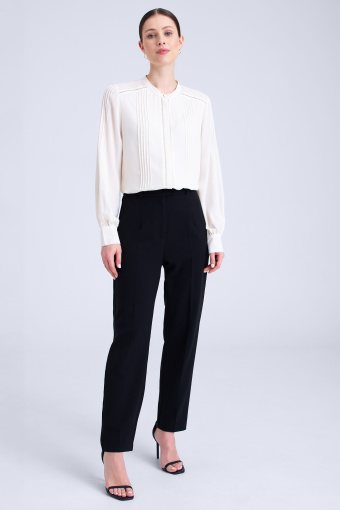 Stylowa koszula ze stójką, biała