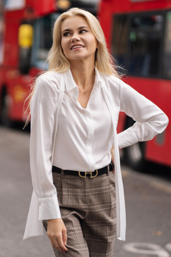 Kremowa elegancka koszula z kokardą