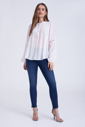 Romantyczna biała bluzka