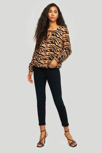 Wiskozowa bluzka z nadrukiem i troczkami przy dekolcie