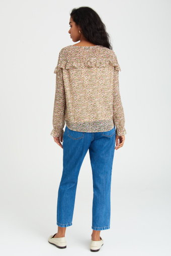 Romantyczna bluzka z nadrukiem w kwiaty i falbankami Romantyczna bluzka z nadrukiem w kwiaty i falbankami