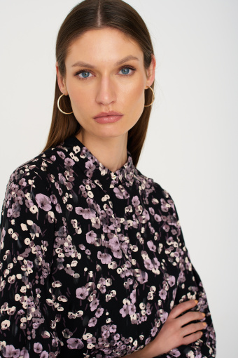 Klasyczna, czarna koszula z nadrukiem w kwiaty