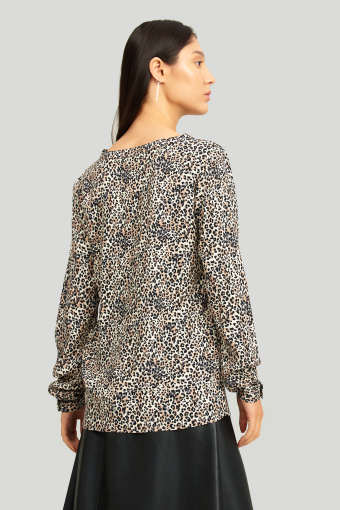 Luźna bluzka z nadrukiem w cętki