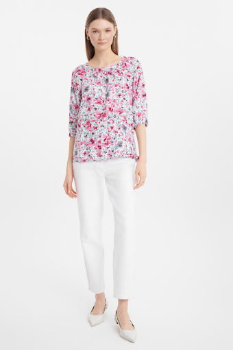 Luźna bluzka w różowe kwiaty Luźna bluzka w różowe kwiaty