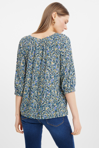 Subtelna bluzka w drobne kwiaty