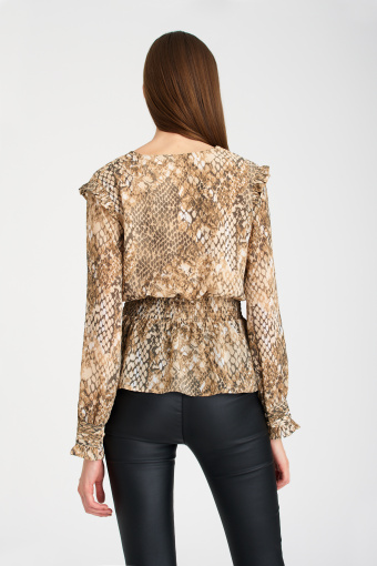 Elegancka, beżowa bluzka z nadrukiem z motywem skóry węża