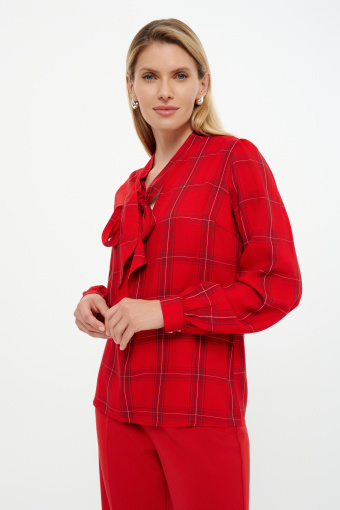 Czerwona bluzka w efektowną kratę Czerwona bluzka w efektowną kratę
