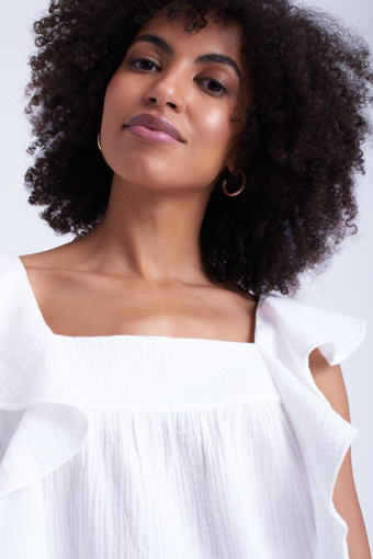 BIała, elegancka bluzka z muślinu