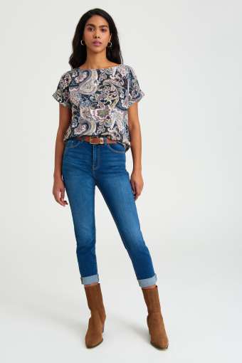 Bluzka z wiązaniem u dołu i nadrukiem typu paisley