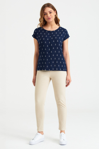 Granatowa bluzka z nadrukiem w kotwice, krótki rękaw