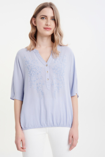 Bluzka w kolorze baby blue