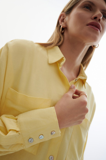 Jasnożółta koszulowa bluzka oversize Jasnożółta koszulowa bluzka oversize