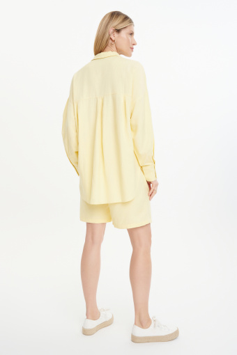 Jasnożółta koszulowa bluzka oversize Jasnożółta koszulowa bluzka oversize