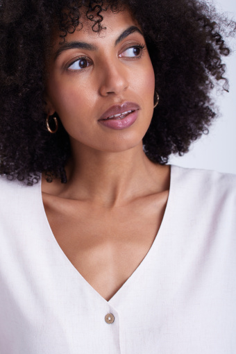 Bluzka na guziki z wiązaniem, biała