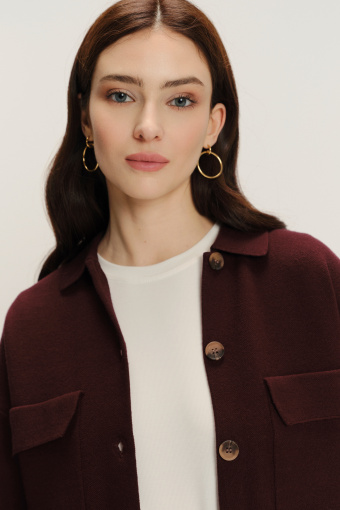 Burgundowy kardigan z zapięciem na guziki Burgundowy kardigan z zapięciem na guziki