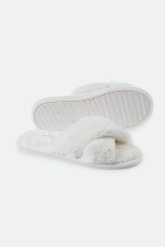Kremowe kapcie z futerkiem