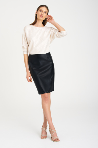 Kremowa bluza z błyskiem i wycięciem na plecach Kremowa bluza z błyskiem i wycięciem na plecach